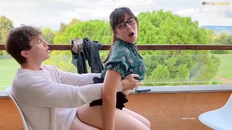 Địt em thư ký dâm đãng Vân Taylor